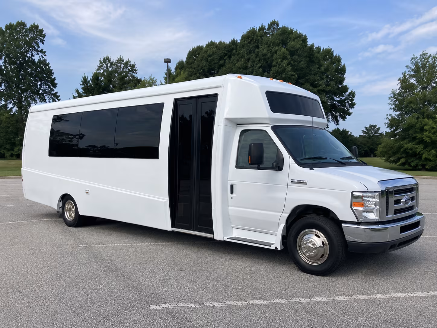 Gilroy Birthday, Sweet 16, & Quinceañera Party Bus Rentals